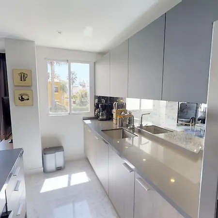 Apartment Modern Coastal Near Puerto Banus *