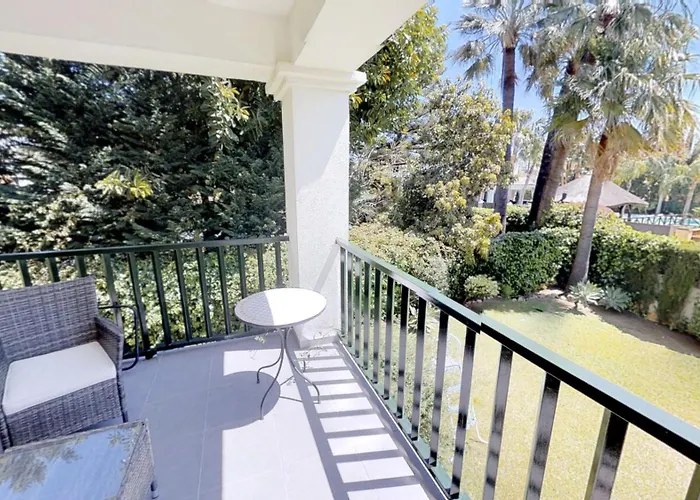 Modern Coastal Near Puerto Banus