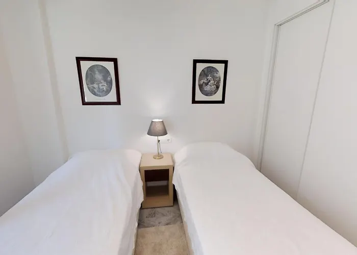 Modern Coastal Near Puerto Banus Apartman