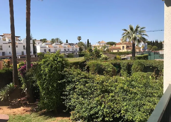 Modern Coastal Near Puerto Banus Appartamento Marbella