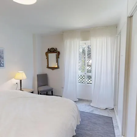Modern Coastal Near Puerto Banus Apartament Marbella