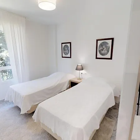 Modern Coastal Near Puerto Banus